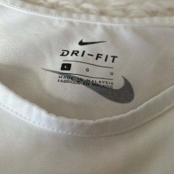 Nike Tank - Picture 4 of 4
